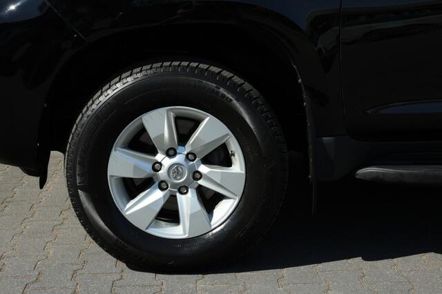 Toyota LAND CRUISER 150 2.8 D-4D 5DRS COMFORT A/T VAN