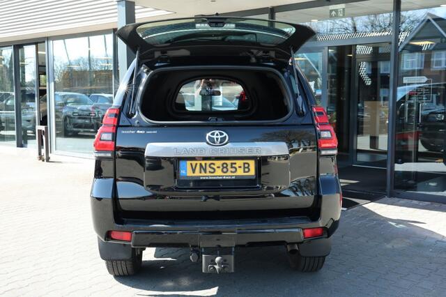 Toyota LAND CRUISER 150 2.8 D-4D 5DRS COMFORT A/T VAN