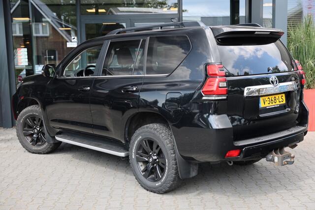 Toyota LAND CRUISER 150 2.8 D-4D 5DRS LOUNGE B/E TREKKER A/T 5 SITZ VAN