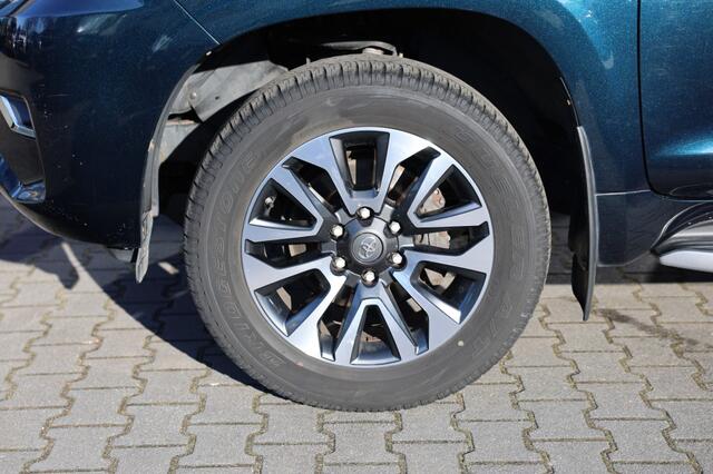 Toyota LAND CRUISER 150 2.8 D-4D 3DRS PROFESSIONAL A/T VAN
