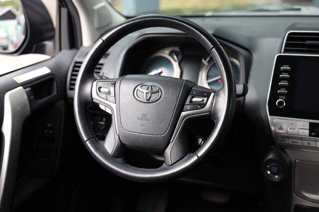 Toyota LAND CRUISER 150 2.8 D-4D 3DRS CHALLENGER A/T VAN