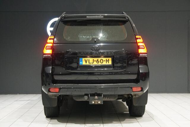 Toyota LAND CRUISER 2.8 D-4D-F Challenger Window Van