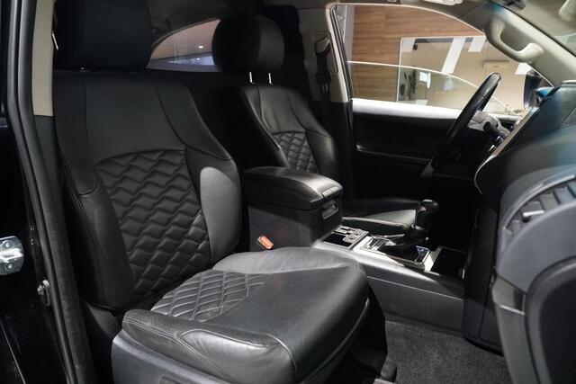 Toyota LAND CRUISER 2.8 D-4D-F Challenger Window Van