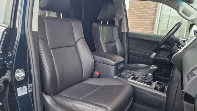 Toyota LAND CRUISER 2.8 D-4D Challenger, Window Van, 3.500KG Trekgew