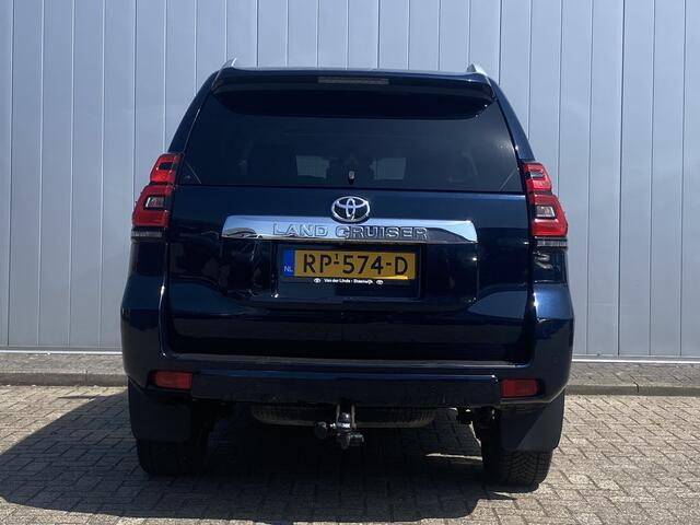 Toyota LAND CRUISER 2.8 D-4D Executive 7persoons NL BTW Auto Automaat Pano Leder 360Cam Trekhaak Prijs is inclusief BTW en BPM