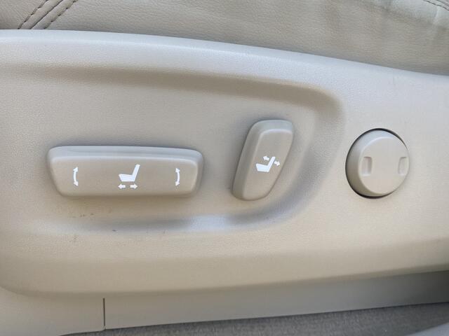 Toyota LAND CRUISER 2.8 D-4D Executive 7persoons NL BTW Auto Automaat Pano Leder 360Cam Trekhaak Prijs is inclusief BTW en BPM
