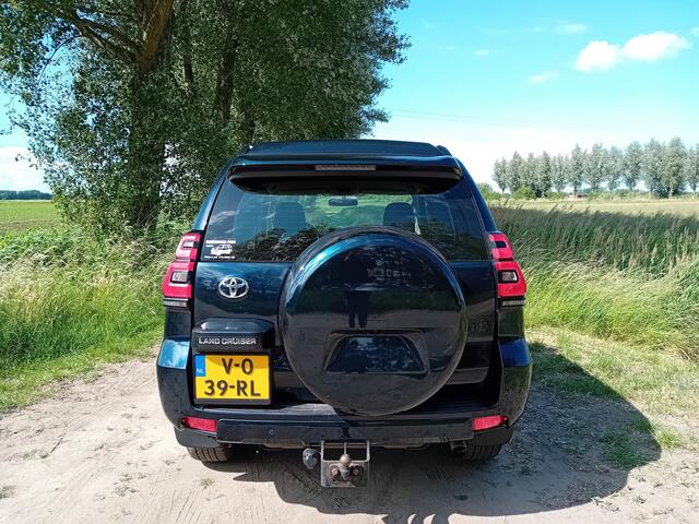 Toyota LAND CRUISER 2.8 D-4D-F Challenger High Roof Blind Van