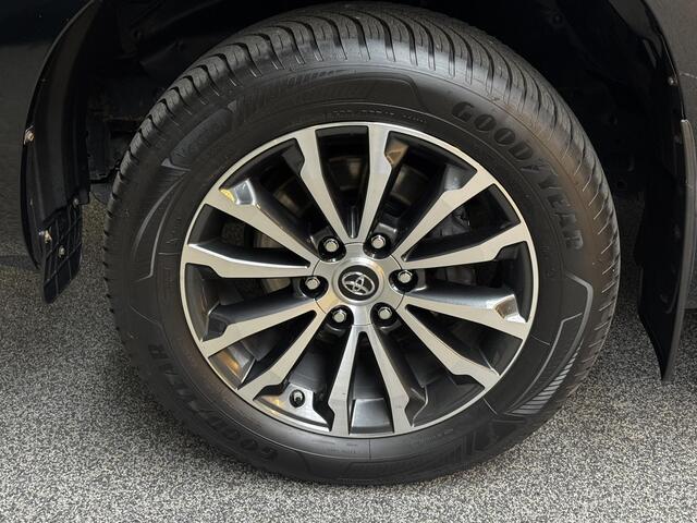 Toyota LAND CRUISER 2.8 D-4D SRWV Executive Automaat