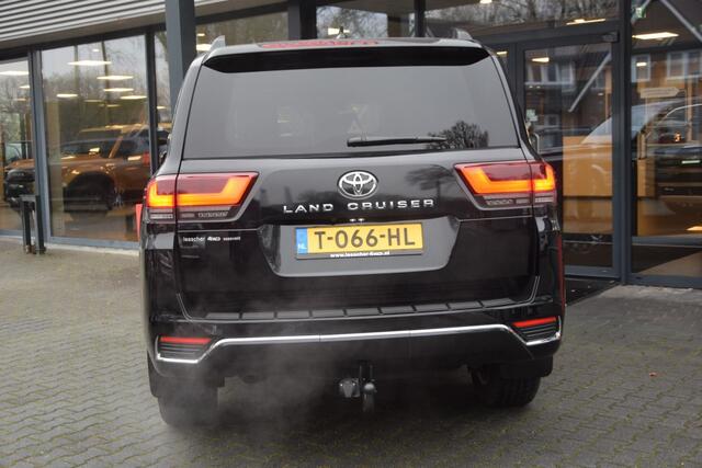 Toyota LAND CRUISER 3.3 D 5DRS 70TH ANNIVERSARY A/T 5 SITZ