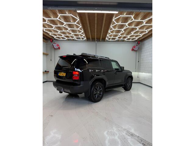 Toyota LAND CRUISER 2.8 D-4D Standard Roof Window Van Professional