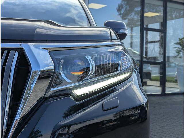 Toyota LAND CRUISER 2.8 D-4D-F Executive Window Van | Stoelverw. + koeling | JBL | Luchtvering | ACC | Leer | Memory