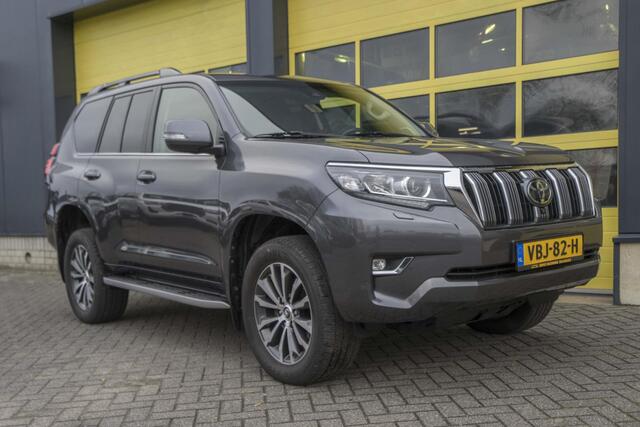 Toyota LAND CRUISER 2.8 D-4D-F Executive Window Van