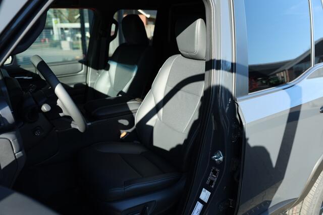 Toyota LAND CRUISER 2.8 D-4D 5DRS ELEGANCE A/T VAN BPM VRIJ