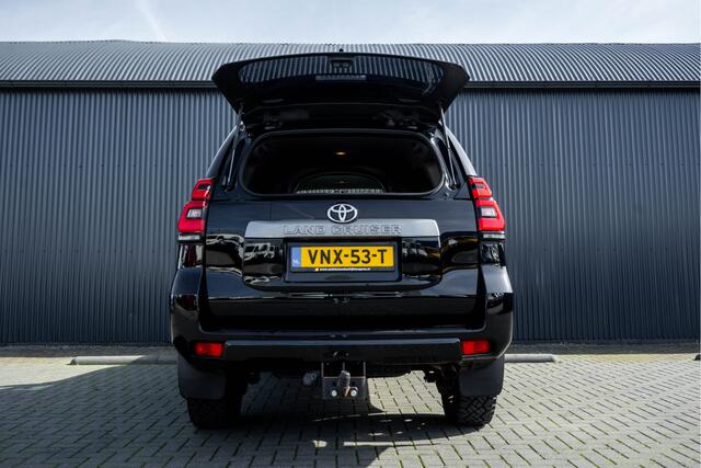 Toyota LAND CRUISER 2.8D-4D | 204 PK | 5DRS | 4x4 | Fabrieksgarantie | Dealer onderhouden | Cruise | Airco | Trekhaak
