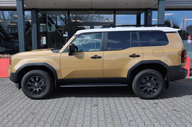 Toyota LAND CRUISER 2.8 D-4D 5DRS *FIRST EDITION* A/T VAN