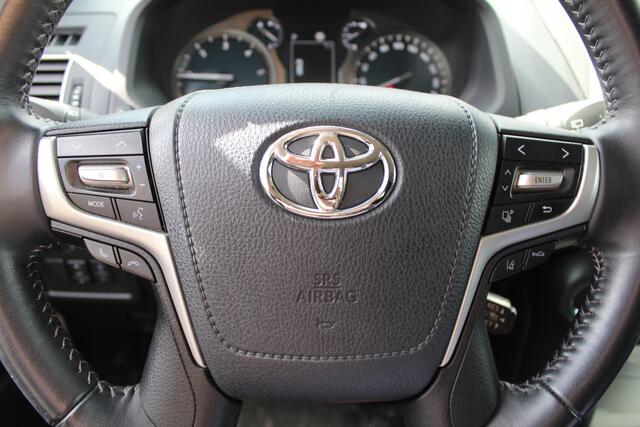 Toyota LAND CRUISER 2.8 D-4D-F Professional Window Van 2e Paasdag open van 10:00 - 15:00 | Rijklaar | Trekhaak | Off-road pack | NL-auto | Leder | JBL | Keyless | Blind Spot | Camera's | Stoelkoeling-/verw. | PDC v+a