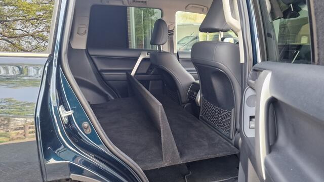 Toyota LAND CRUISER 2.8 D-4D Professional HRBVan, 3.5T