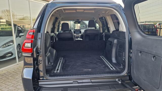 Toyota LAND CRUISER 2.8 D-4D Professional HRBVan, 3.5T