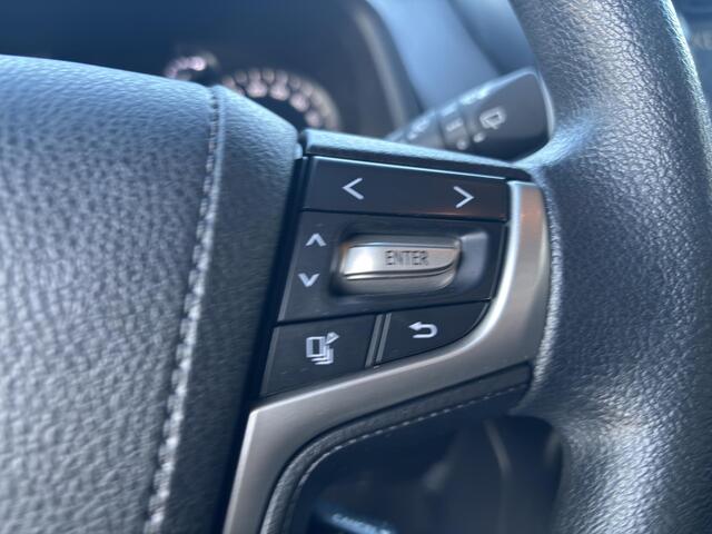 Toyota LAND CRUISER 2.8 D-4D Challenger VAN Grijs kenteken 3000kg trekgewicht met o.a. Leder, Trekhaak, Navigatie. WINDOW VAN