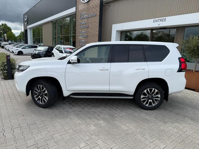 Toyota LAND CRUISER 2.8 D-4D Professional Window Van | Trekhaak