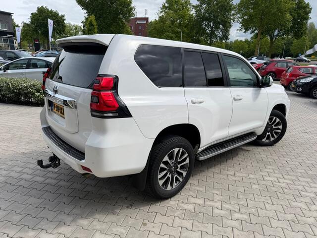 Toyota LAND CRUISER 2.8 D-4D Professional Window Van | Trekhaak