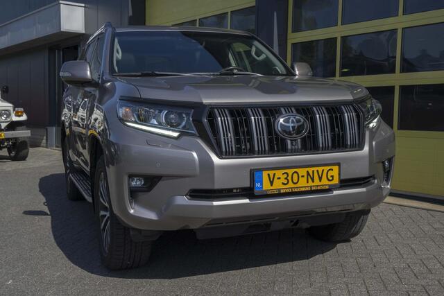 Toyota LAND CRUISER 2.8 D-4D-F Executive