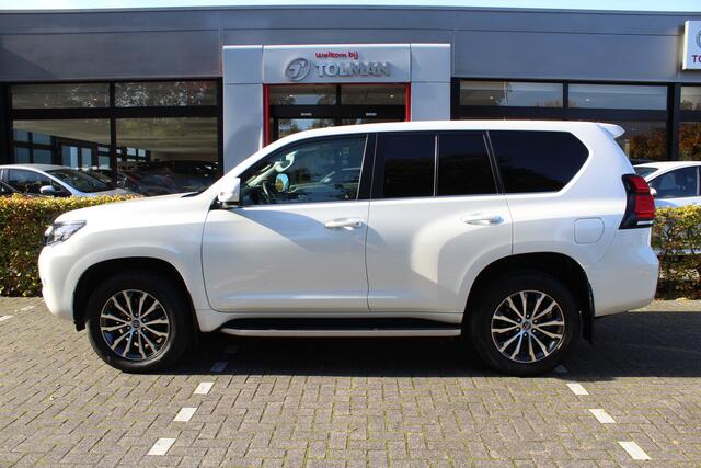 Toyota LAND CRUISER 2.8 D-4D-F Executive Window Van | Rijklaar | Trekhaak | Parelmoerlak | Opendak | Stoelverwarming | Memory | Leder | Dodehoek