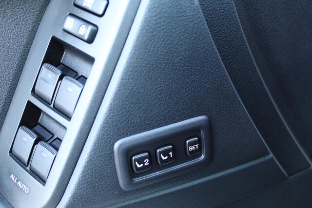 Toyota LAND CRUISER 2.8 D-4D-F Executive Window Van | Rijklaar | Trekhaak | Parelmoerlak | Opendak | Stoelverwarming | Memory | Leder | Dodehoek