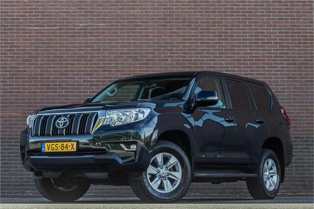 Toyota LAND CRUISER 2.8 D-4D-F Blind Van, 107.000km NAP, Camera, DAB+, Keyless, Trekhaak, Navigatie, LED.