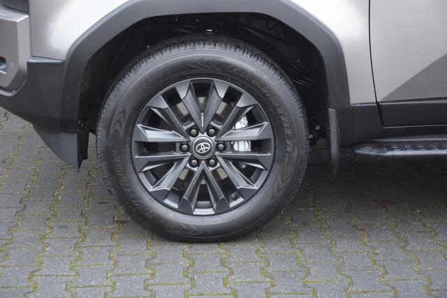 Toyota LAND CRUISER 2.8 D-4D 5DRS hybride 48v PROFESSIONAL PANO DAK A/T VAN