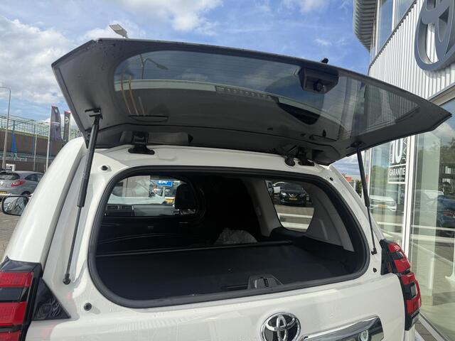 Toyota LAND CRUISER 2.8 D-4D-F Professional Window Van Grijs kenteken zonder BPM, Nieuw geleverd NL, 1e eigenaar, slechts 22000km, Trekhaak, Off road pack