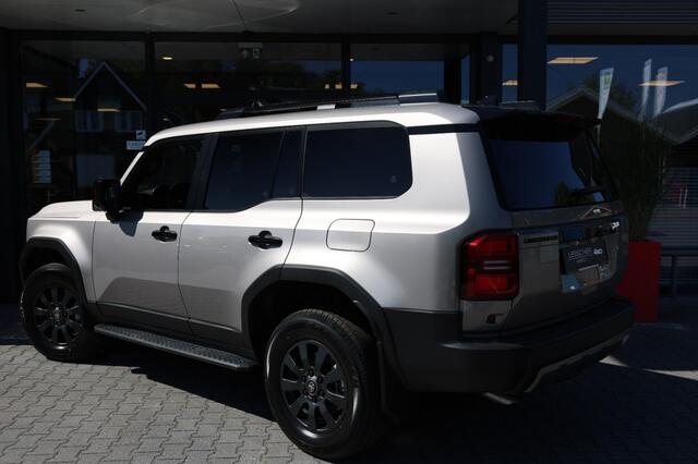 Toyota LAND CRUISER 2.8 D-4D 5DRS MILD HYBRIDE EXECUTIVE A/T VAN