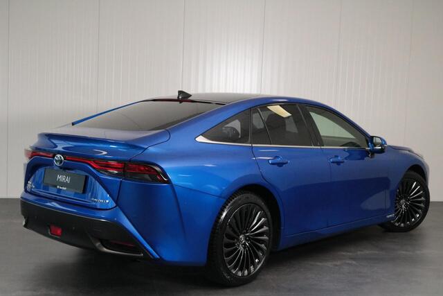 Toyota Mirai Prestige, Panoramadak