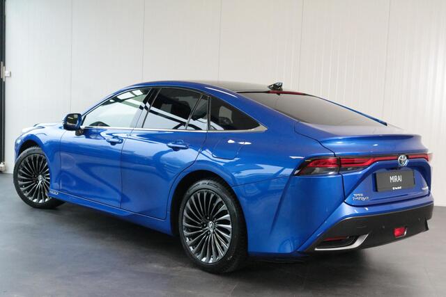 Toyota Mirai Prestige, Panoramadak