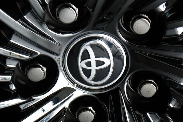 Toyota Mirai Prestige, Panoramadak, 17% bijtelling