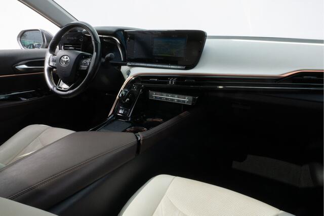 Toyota Mirai Prestige Panoramadak/ Stoelverwarming-ventilatie/ Head up/ 20" Lmv/ Leer/ Carplay/ Full led/ 360 Camera/ JBL