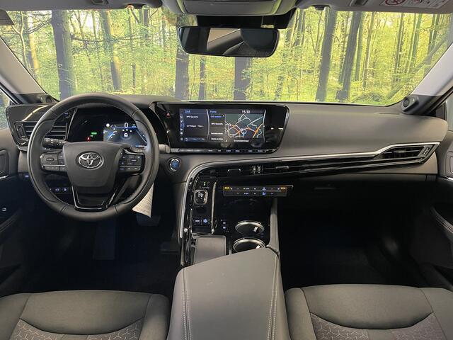 Toyota Mirai Dynamic | Apple Carplay | Android Auto | Keyless Go/Entry | DAB | Camera Achter | Spraakbediening | Rijmodus Regeling |