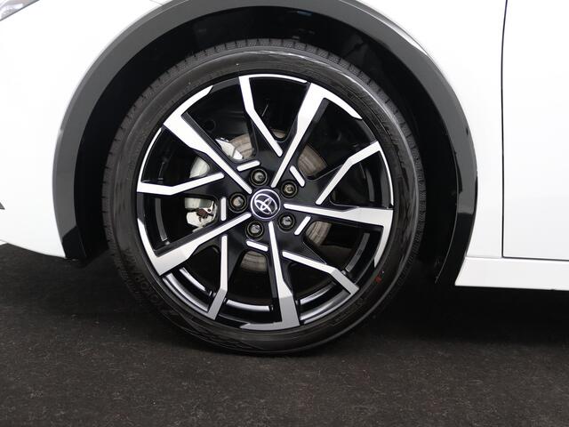 Toyota PRIUS 2.0 Plug-in Hybrid 220 Executive