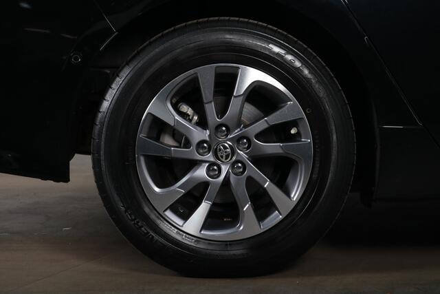 Toyota PRIUS 1.8 Plug-in Executive BSM,Navi,Stoelverwarming,Led,HUD,JBL audio