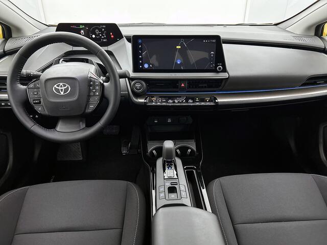 Toyota PRIUS 2.0 Plug-in Executive | Navigatie | Stoel- en Stuurverwarming | Elektrische Achterklep |