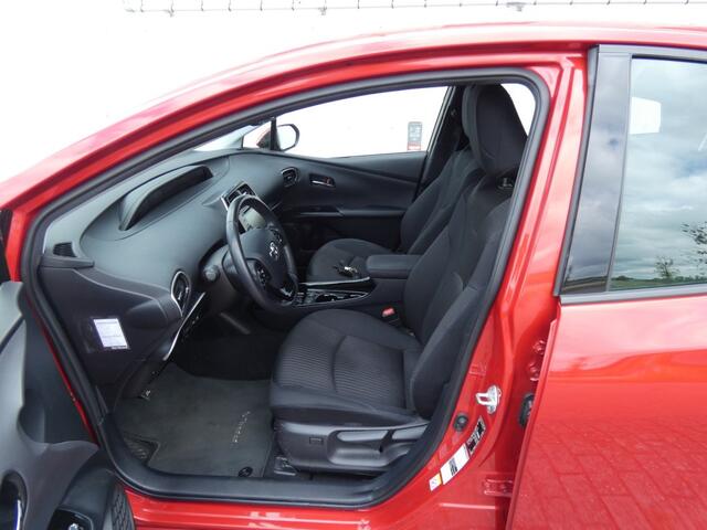 Toyota PRIUS 1.8 EXECUTIVE,Camera,JBL,Keyless,Navi,Dodehoek