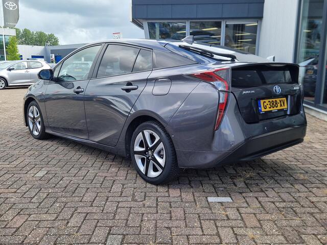 Toyota PRIUS 1.8 Dark Edition