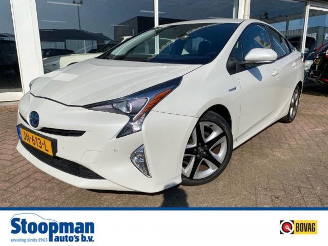 Toyota PRIUS 1.8 Dynamic F. Hybrid Ad.Cruise Clima Navi 102.118km