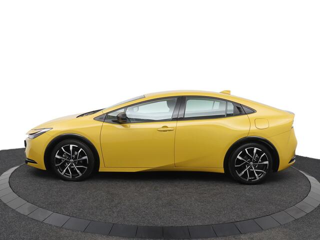 Toyota PRIUS 2.0 Plug-in Hybrid Executive | 220 pk | Stuur-Stoel en voorruitverwarming | Electrische achterklep |