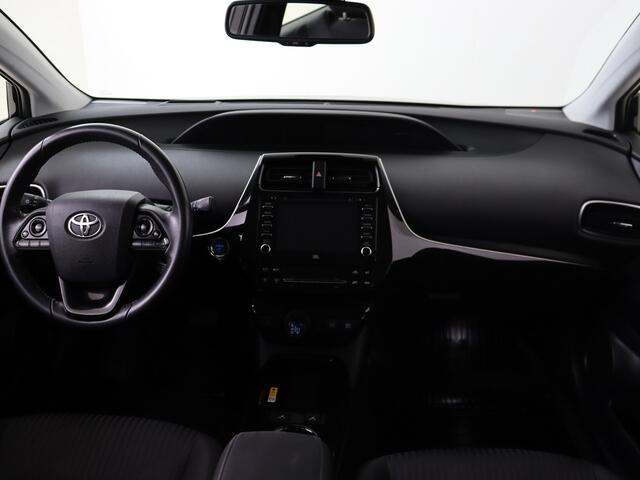 Toyota PRIUS 1.8 Executive | LED | Head-Up Display | Parkeersensoren met assistent functie | Cruise Control Adaptive |