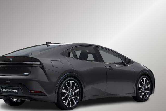 Toyota PRIUS 2.0 Plug-in Hybrid 220 Executive, Direct Leverbaar, Elek Achterklep, Apple Carplay / Android Auto, BSM, High Beam Assist, Stuur - / Stoel verwarming!