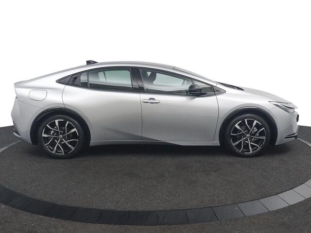 Toyota PRIUS 2.0 Plug-in Hybrid 220 Executive Premium Pack 2025 | Stoel ventilatie voor | Panoramadak |