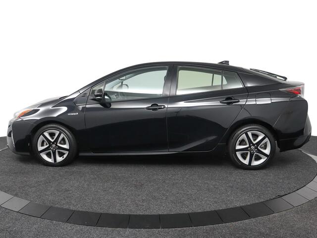 Toyota PRIUS 1.8 Dark Edition | Navigatie | Parkeer sensoren | head-up display |