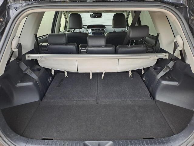 Toyota PRIUS Prius 1.8 Executive, 7-Persoons, Panoramadak, Trekhaak, Lederen bekleding,