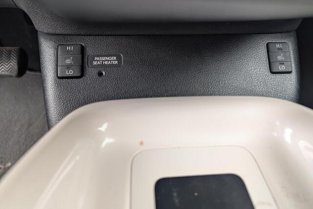 Toyota PRIUS 1.8 Executive |slechts 79.332 KM!|Steunhaak|Leer|Stoelverwarming|HUD|